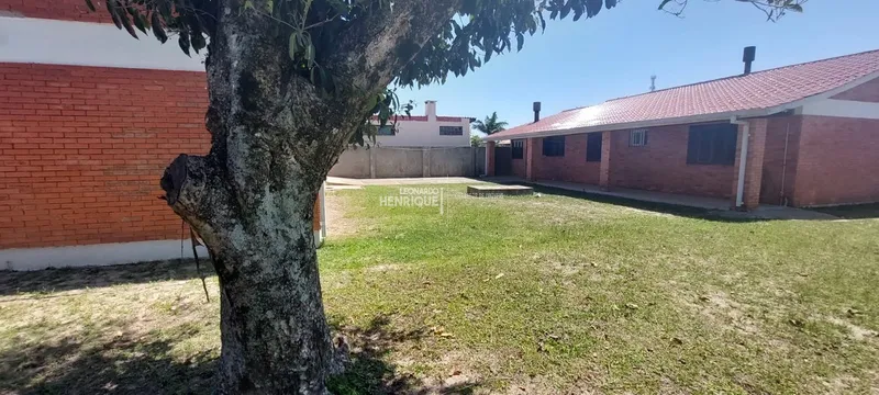 CASA COM TRÊS DORMITÓRIOS: 17ª foto da galeria de imagens do imóvel