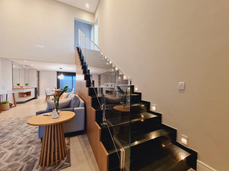 Casa padrão auto luxo: 7ª foto da galeria de imagens do imóvel