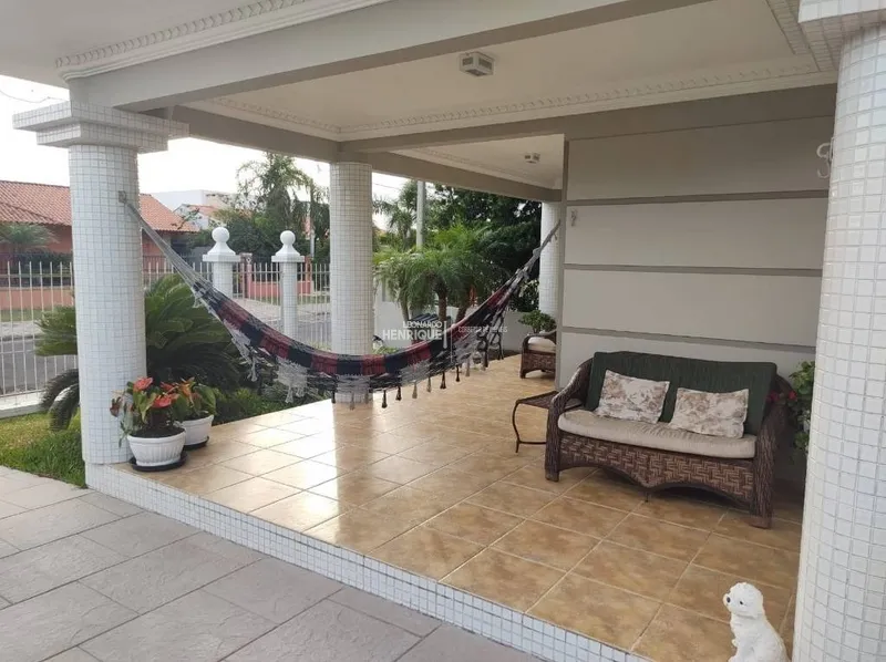 CASA DE ALTO PADRÃO EM BAIRRO NOBRE: 5ª foto da galeria de imagens do imóvel