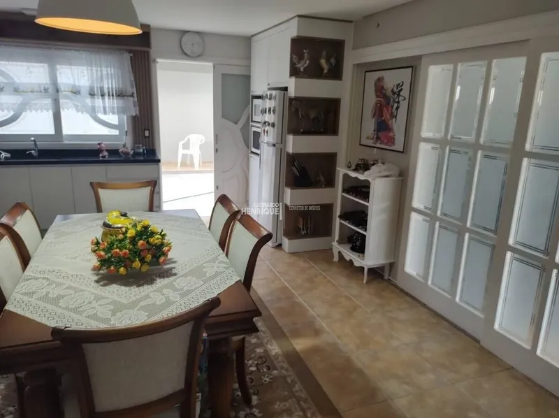 CASA DE ALTO PADRÃO EM BAIRRO NOBRE: 16ª foto da galeria de imagens do imóvel