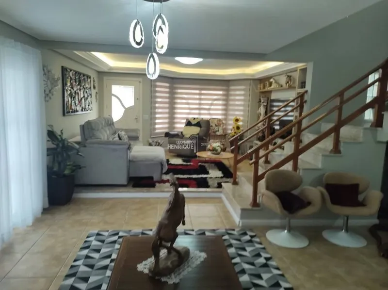 CASA DE ALTO PADRÃO EM BAIRRO NOBRE: 15ª foto da galeria de imagens do imóvel