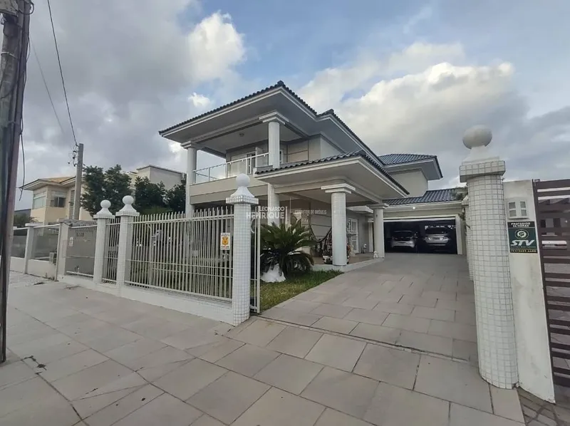 CASA DE ALTO PADRÃO EM BAIRRO NOBRE: 4ª foto da galeria de imagens do imóvel