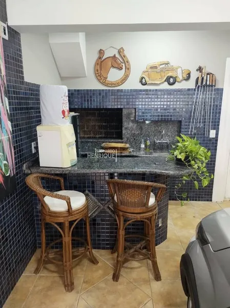 CASA DE ALTO PADRÃO EM BAIRRO NOBRE: 7ª foto da galeria de imagens do imóvel