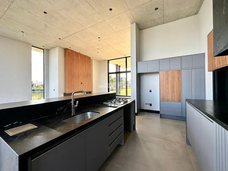 Casa mobiliada e decorada. CONDOMÍNIO RIVIERA I: 48ª foto da galeria de imagens do imóvel