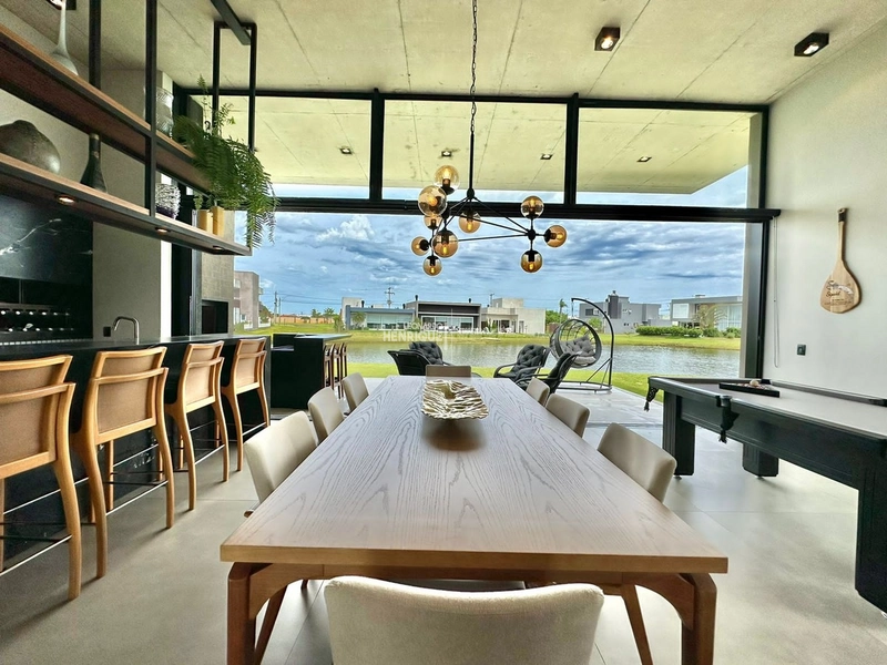 Casa mobiliada e decorada. CONDOMÍNIO RIVIERA I: 4ª foto da galeria de imagens do imóvel