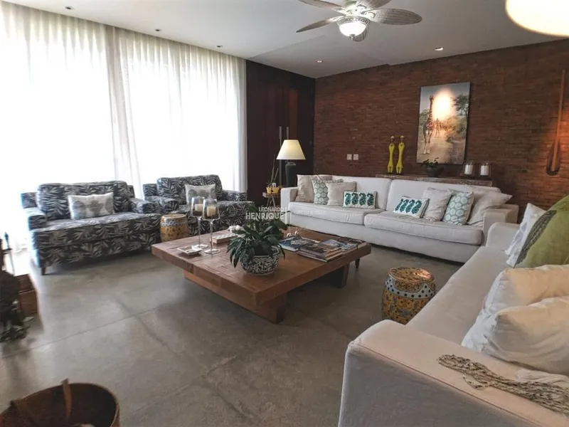 BELÍSSIMA MANSÃO EM CONDOMÍNIO FECHADO: 3ª foto da galeria de imagens do imóvel