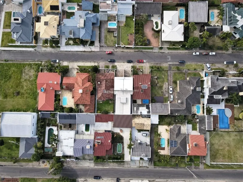 Casa em Bairro Nobre de Capão da Canoa: 23ª foto da galeria de imagens do imóvel
