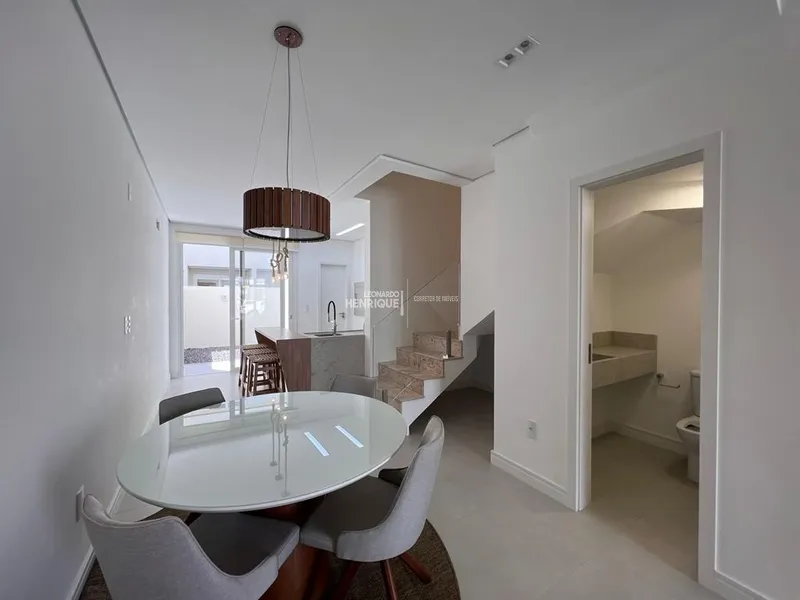 Sobrado no Condomínio Murano, unidade 325, em Capão da Canoa.: 10ª foto da galeria de imagens do imóvel