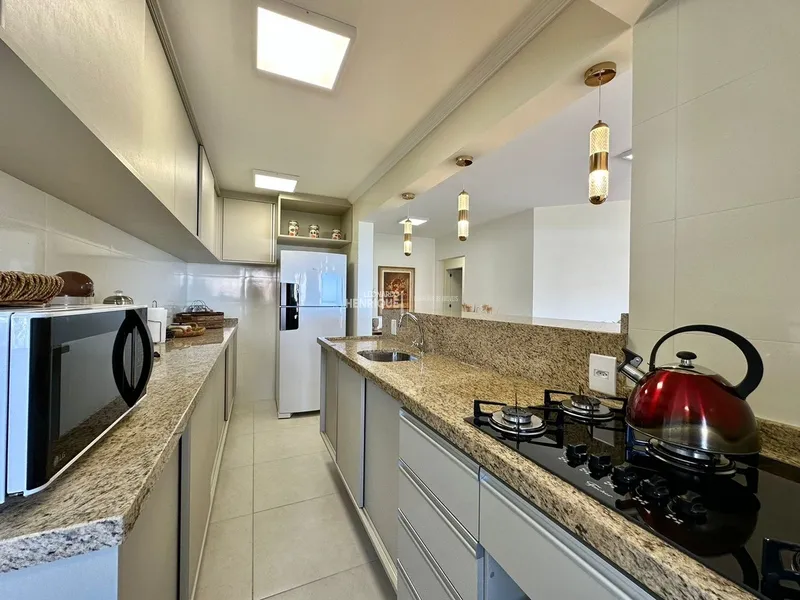 APARTAMENTO FRENTE PRAÇA E COM VISTA PARA O MAR: 21ª foto da galeria de imagens do imóvel