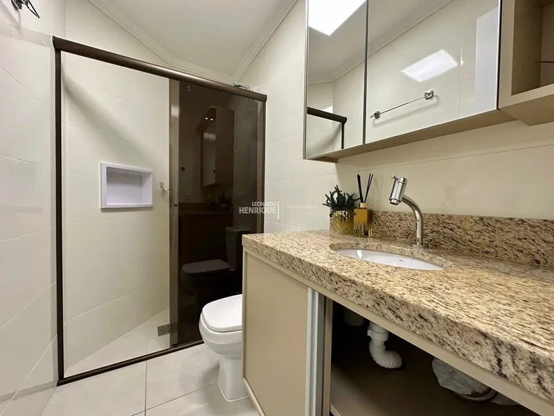 APARTAMENTO FRENTE PRAÇA E COM VISTA PARA O MAR: 26ª foto da galeria de imagens do imóvel