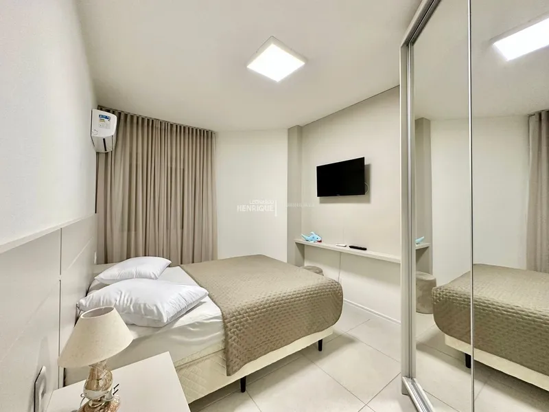 APARTAMENTO FRENTE PRAÇA E COM VISTA PARA O MAR: 24ª foto da galeria de imagens do imóvel