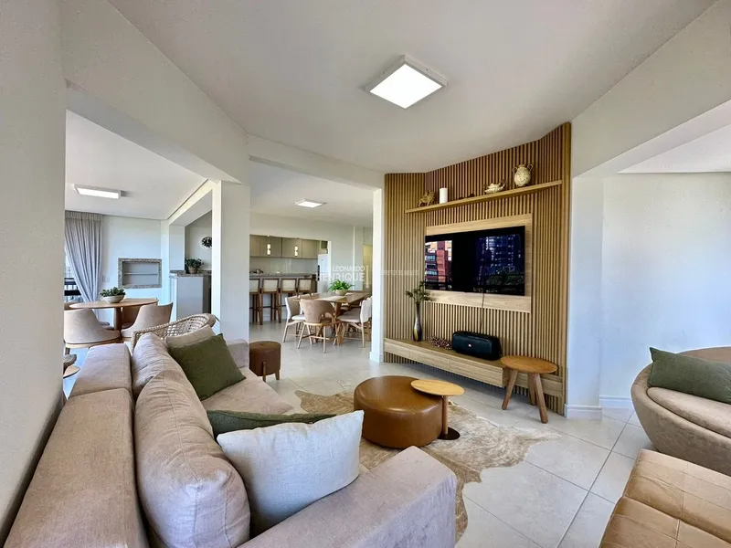 APARTAMENTO FRENTE PRAÇA E COM VISTA PARA O MAR: 36ª foto da galeria de imagens do imóvel