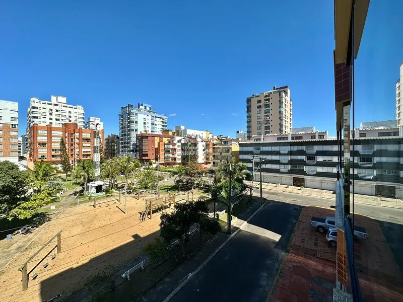APARTAMENTO FRENTE PRAÇA E COM VISTA PARA O MAR: 20ª foto da galeria de imagens do imóvel