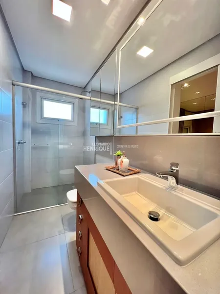 APARTAMENTO FINAMENTE MOBILIADO E DECORADO: 25ª foto da galeria de imagens do imóvel