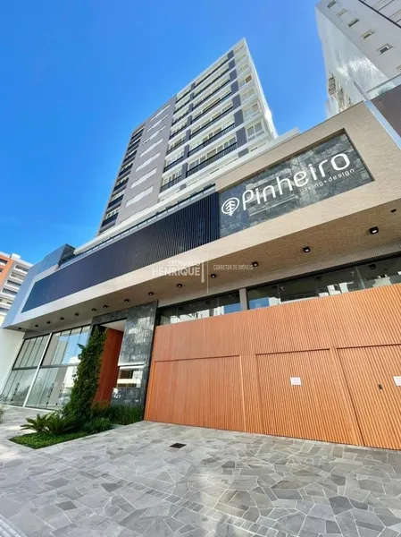 APARTAMENTO FINAMENTE MOBILIADO E DECORADO: 1ª foto da galeria de imagens do imóvel