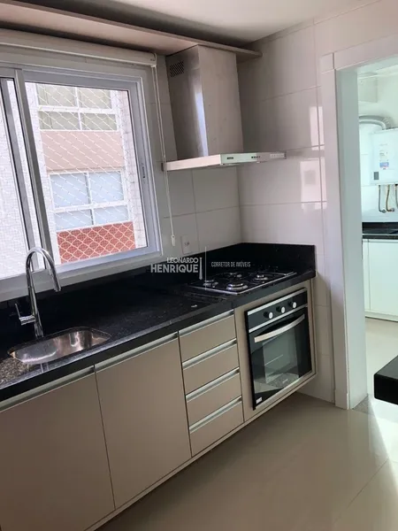 APARTAMENTO DE FRENTE PARA A PRAÇA!: 15ª foto da galeria de imagens do imóvel