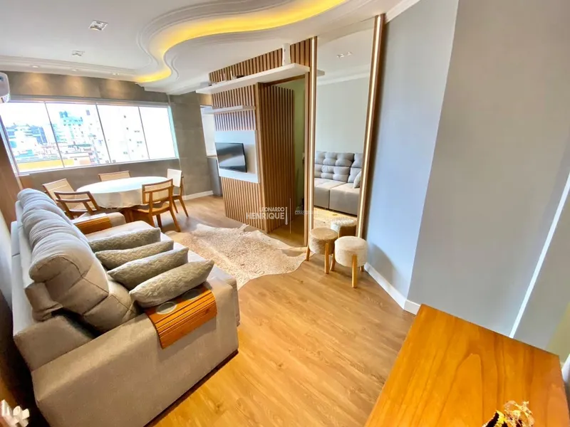 Apartamento de 2 dormitórios no centro de Capão da canoa: 2ª foto da galeria de imagens do imóvel