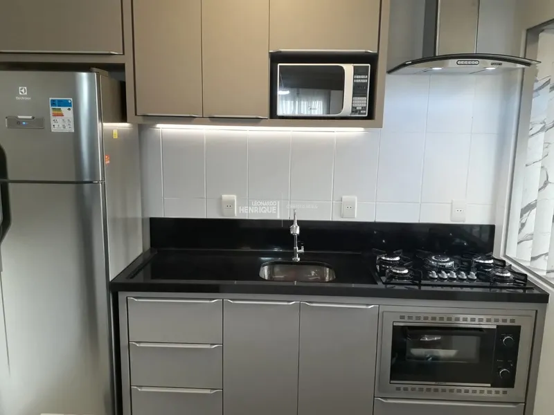 LINDO APARTAMENTO DE DOIS DORMITÓRIOS: 7ª foto da galeria de imagens do imóvel