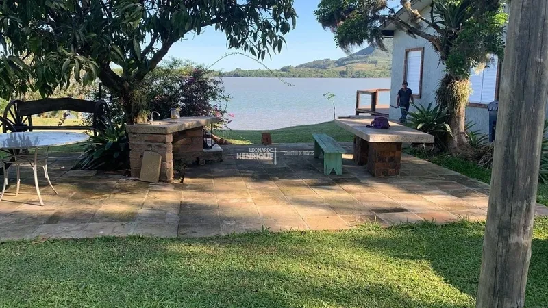 BELO SÍTIO NA PRAINHA DE MAQUINÉ - NATUREZA PERFEITA: 8ª foto da galeria de imagens do imóvel