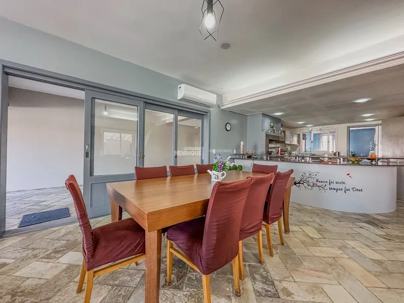 CASA PERTINHO DO MAR À VENDA!!!: 4ª foto da galeria de imagens do imóvel