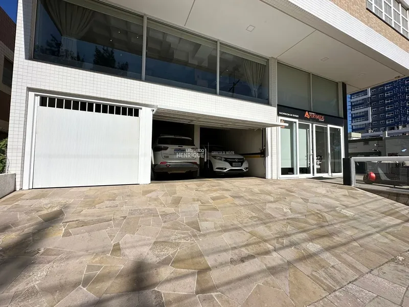 APARTAMENTO À VENDA COM VISTA ETERNA PARA O MAR E SERRA: 40ª foto da galeria de imagens do imóvel