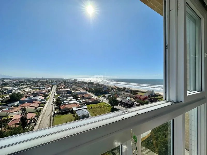 APARTAMENTO À VENDA COM VISTA ETERNA PARA O MAR E SERRA: 3ª foto da galeria de imagens do imóvel