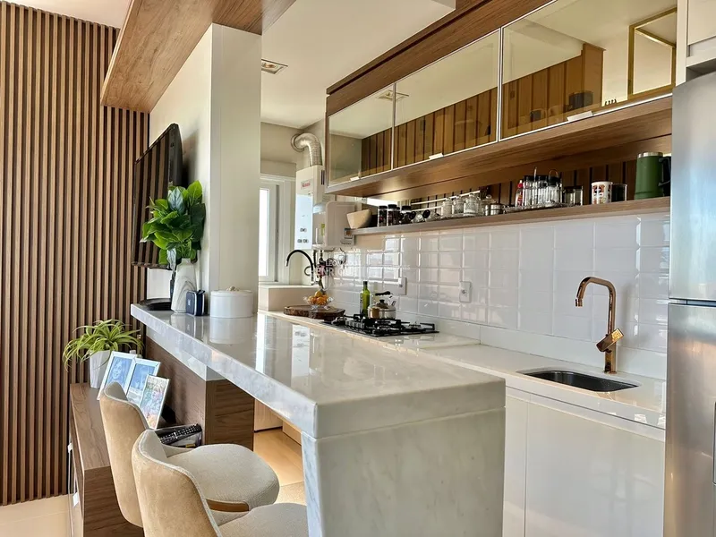 APARTAMENTO À VENDA COM VISTA ETERNA PARA O MAR E SERRA: 8ª foto da galeria de imagens do imóvel