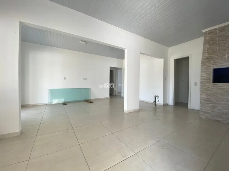 ÓTIMA CASA DE TRÊS DOMITÓRIOS: 10ª foto da galeria de imagens do imóvel