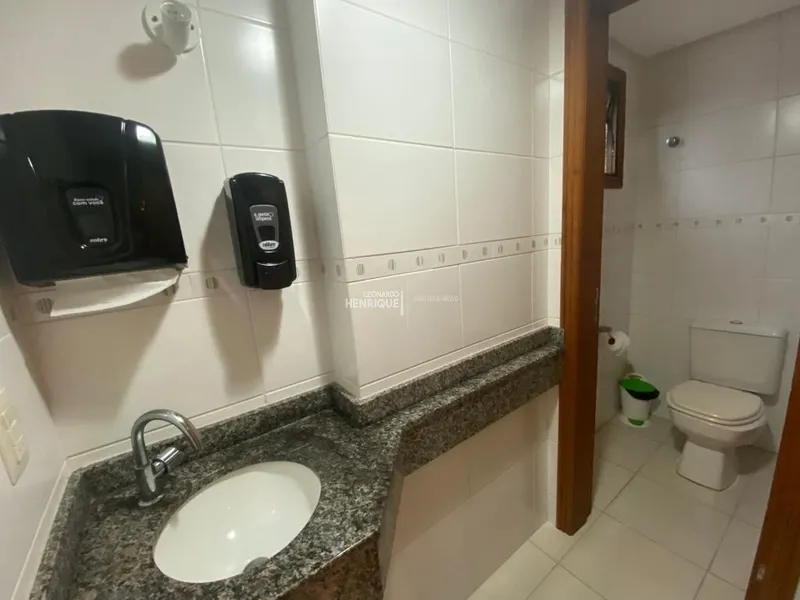 BELLISSIMO APARTAMENTO NA PRAIA COM 02 VAGAS DE GARAGEM: 20ª foto da galeria de imagens do imóvel