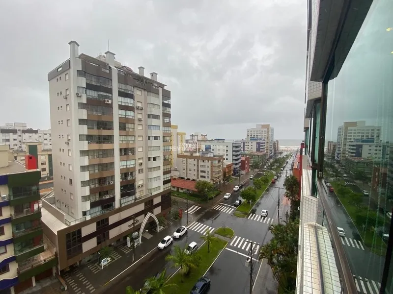 BELLISSIMO APARTAMENTO NA PRAIA COM 02 VAGAS DE GARAGEM: 6ª foto da galeria de imagens do imóvel