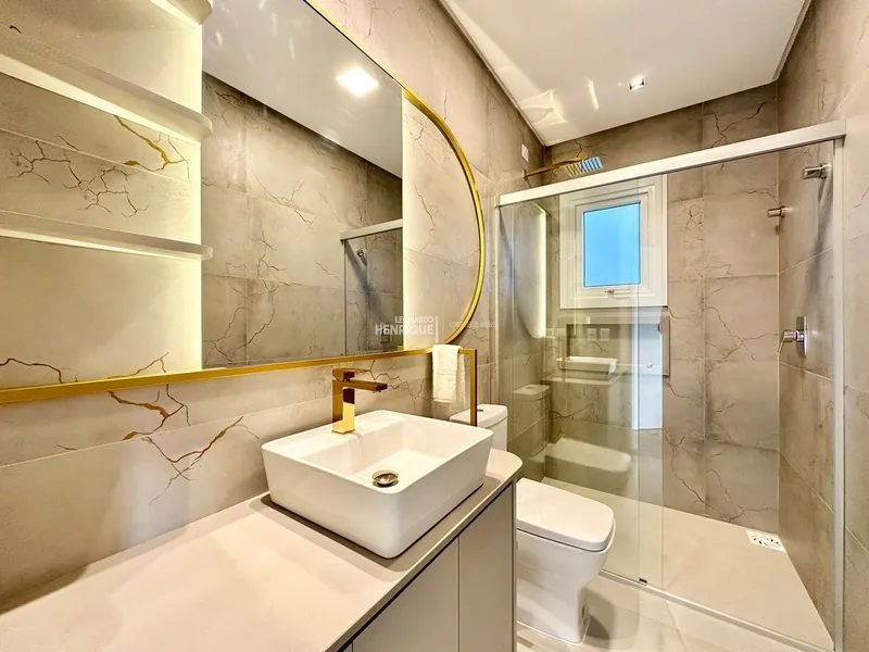 BELÍSSIMA CASA BEIRA LAGO EM CONDOMÍNIO FECHADO: 22ª foto da galeria de imagens do imóvel