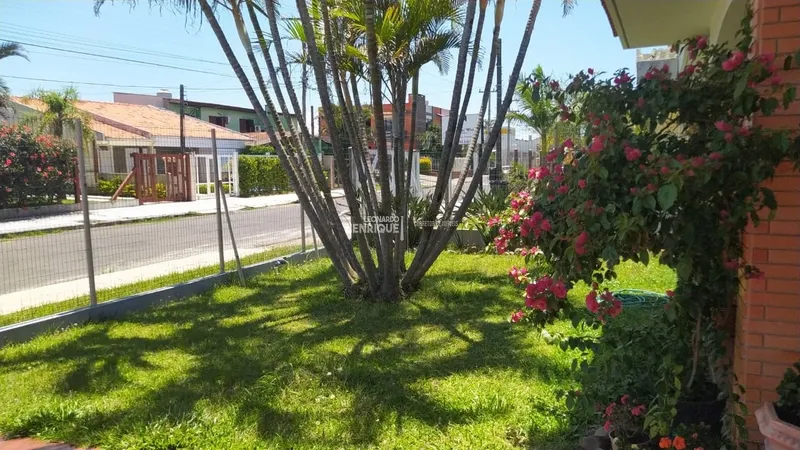 Linda casa em Capão da canoa!!!: 3ª foto da galeria de imagens do imóvel