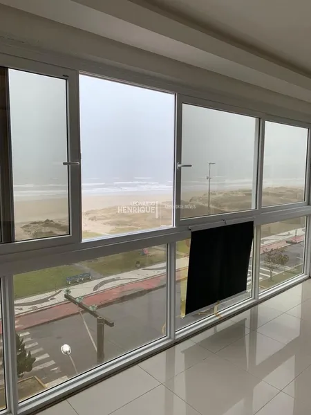 BELLISIMO APARTAMENTO NA BEIRA MAR DE CAPÃO DA CANOA: 3ª foto da galeria de imagens do imóvel