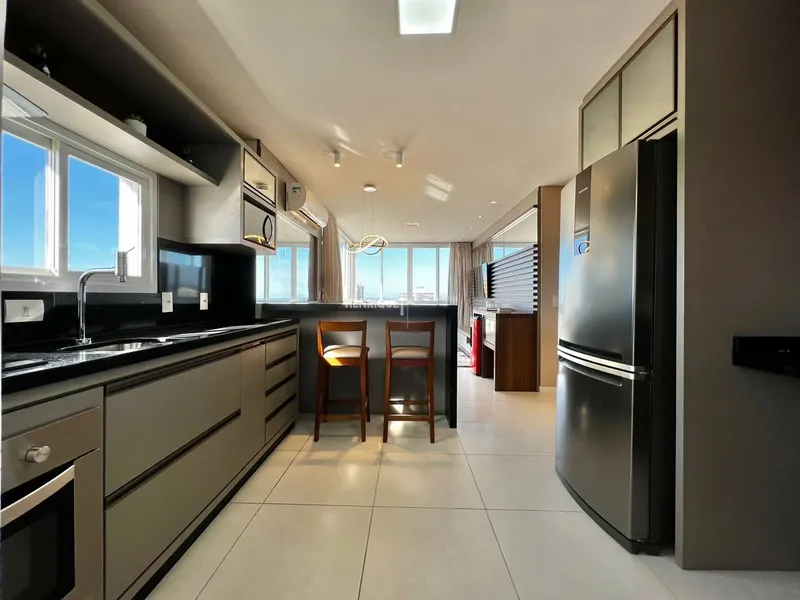 APARTAMENTO A VENDA  COM VISTA PARA O MAR: 10ª foto da galeria de imagens do imóvel