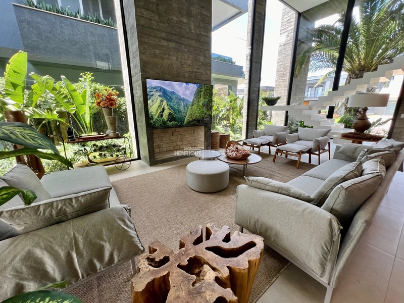 Casa em cond. Incrível de suítes Mobiliada e decorada: 3ª foto da galeria de imagens do imóvel