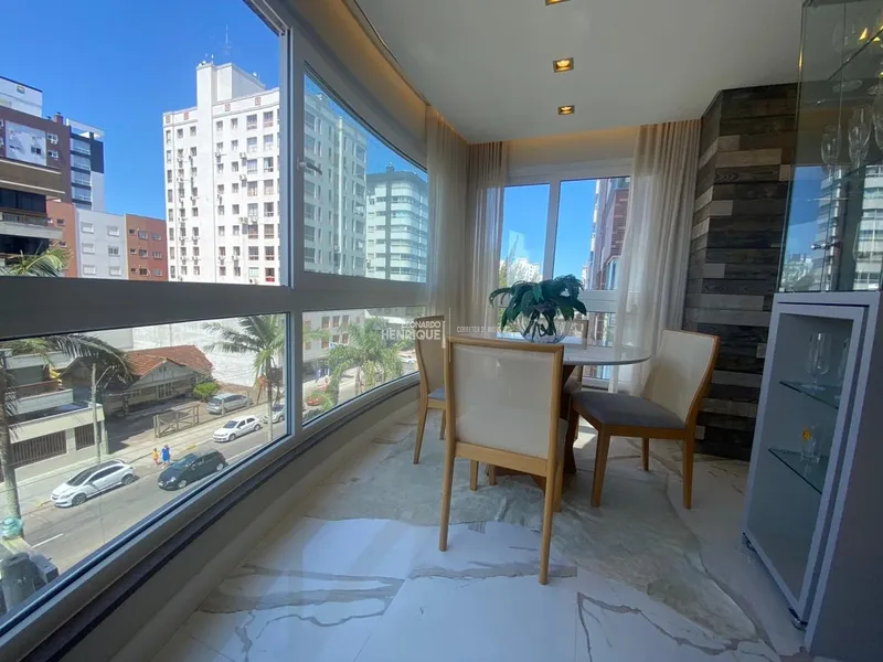 Apartamento de frente para a avenida: 15ª foto da galeria de imagens do imóvel