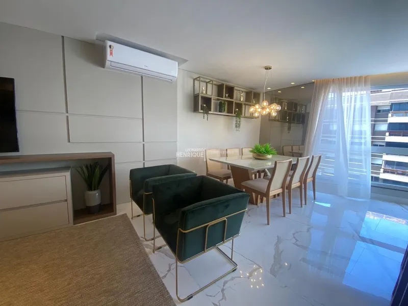 Apartamento de frente para a avenida: 3ª foto da galeria de imagens do imóvel