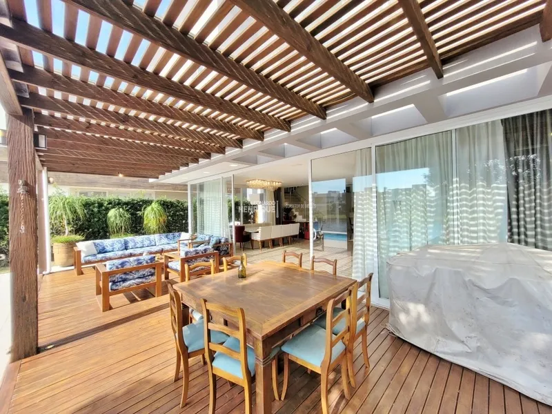 Belíssimo sobrado à venda: 6ª foto da galeria de imagens do imóvel