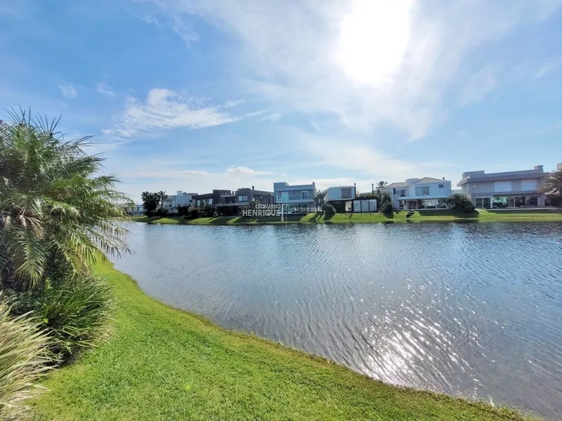 Belíssimo sobrado à venda: 12ª foto da galeria de imagens do imóvel
