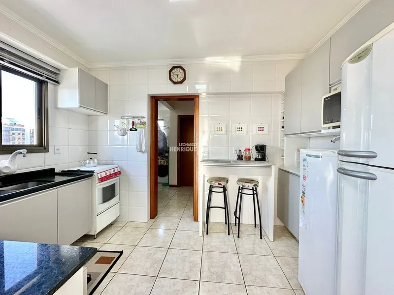 VISTÃO DO MAR, SERRA E CIDADE: 15ª foto da galeria de imagens do imóvel