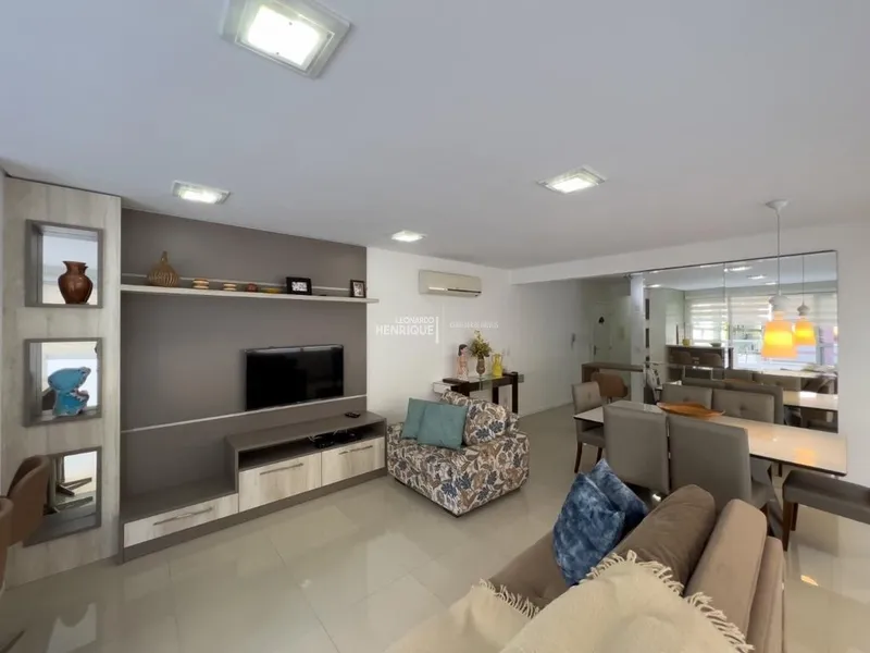 LINDO APARTAMENTO COM TERRAÇO: 3ª foto da galeria de imagens do imóvel