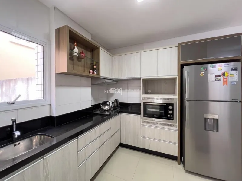 LINDO APARTAMENTO COM TERRAÇO: 6ª foto da galeria de imagens do imóvel