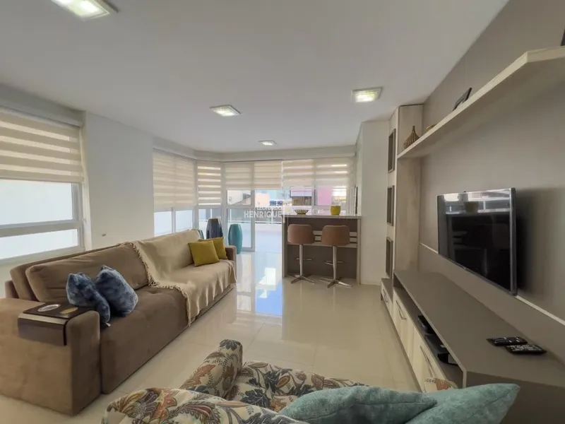 LINDO APARTAMENTO COM TERRAÇO: 1ª foto da galeria de imagens do imóvel