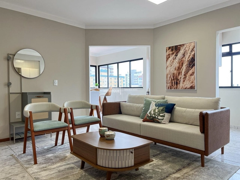 Apartamento a poucos metros do mar!: 2ª foto da galeria de imagens do imóvel