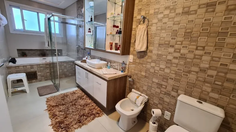 LINDA CASA SOBRADO- XANGRI-LÁ/RS: 11ª foto da galeria de imagens do imóvel