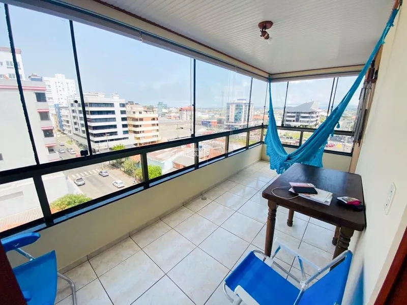 Vista privilegiada para rua.: 1ª foto da galeria de imagens do imóvel