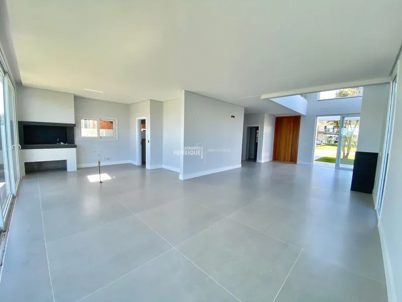 Casa Em condomínio com 4 suítes: 6ª foto da galeria de imagens do imóvel