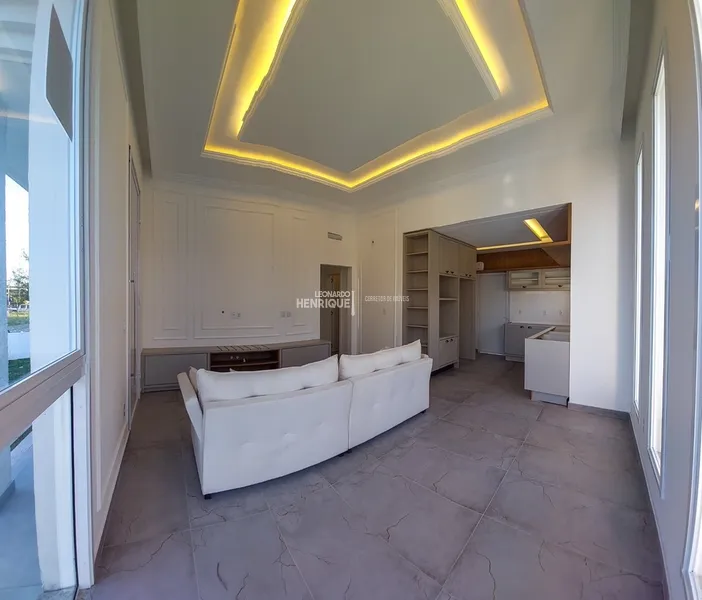 Casa três dormitórios Neoclássica: 26ª foto da galeria de imagens do imóvel