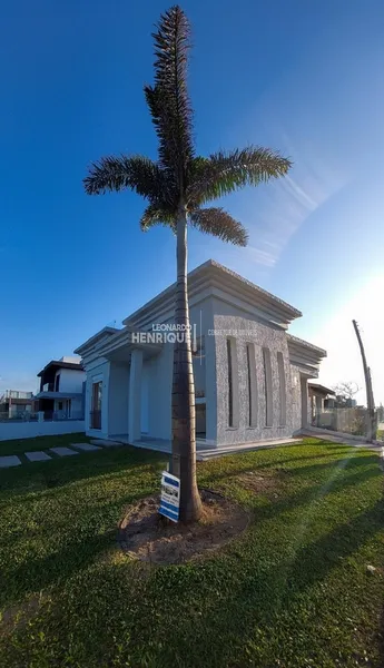 Casa três dormitórios Neoclássica: 34ª foto da galeria de imagens do imóvel