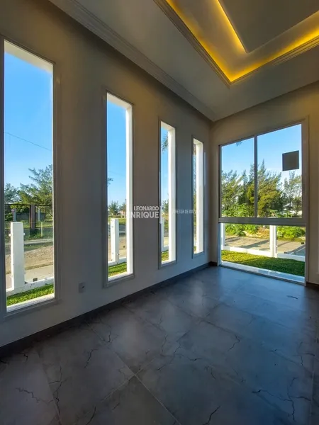 Casa três dormitórios Neoclássica: 24ª foto da galeria de imagens do imóvel